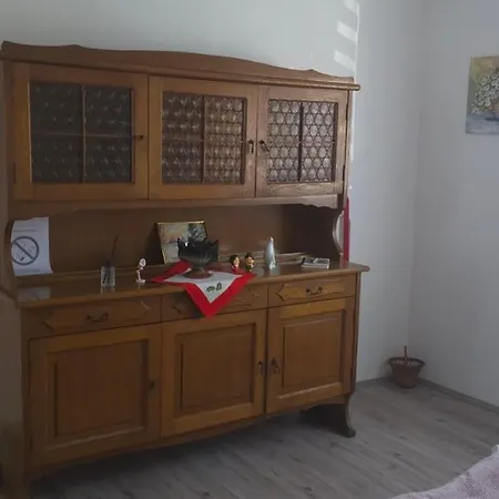 Jarin Raj Apartament *