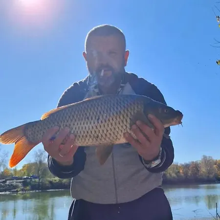 Jarin Raj Apartament *