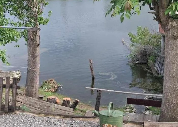 Jarin Raj Апартаменты Morovic