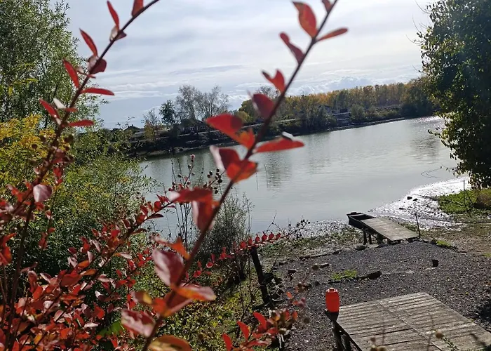 Апартаменты Jarin Raj Morovic