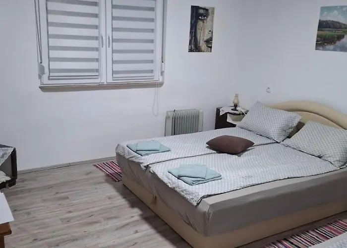 Jarin Raj Апартаменты