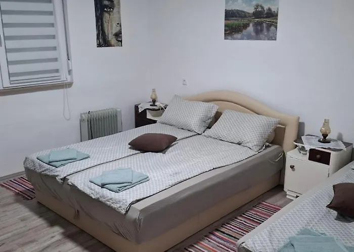 Jarin Raj Апартаменты *